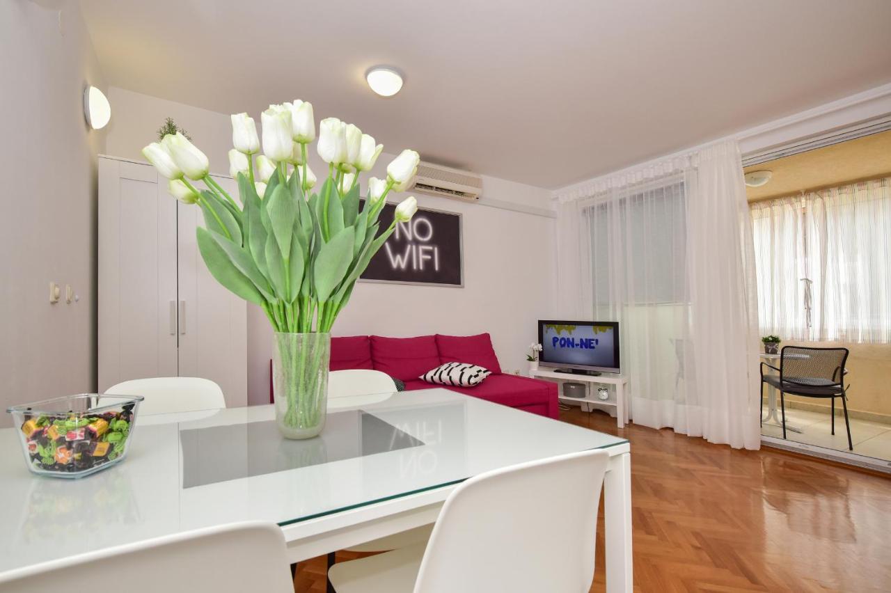 Heart Of Makarska Apartment Bagian luar foto