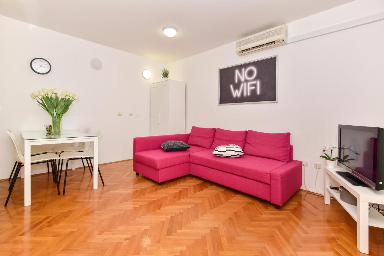 Heart Of Makarska Apartment Bagian luar foto