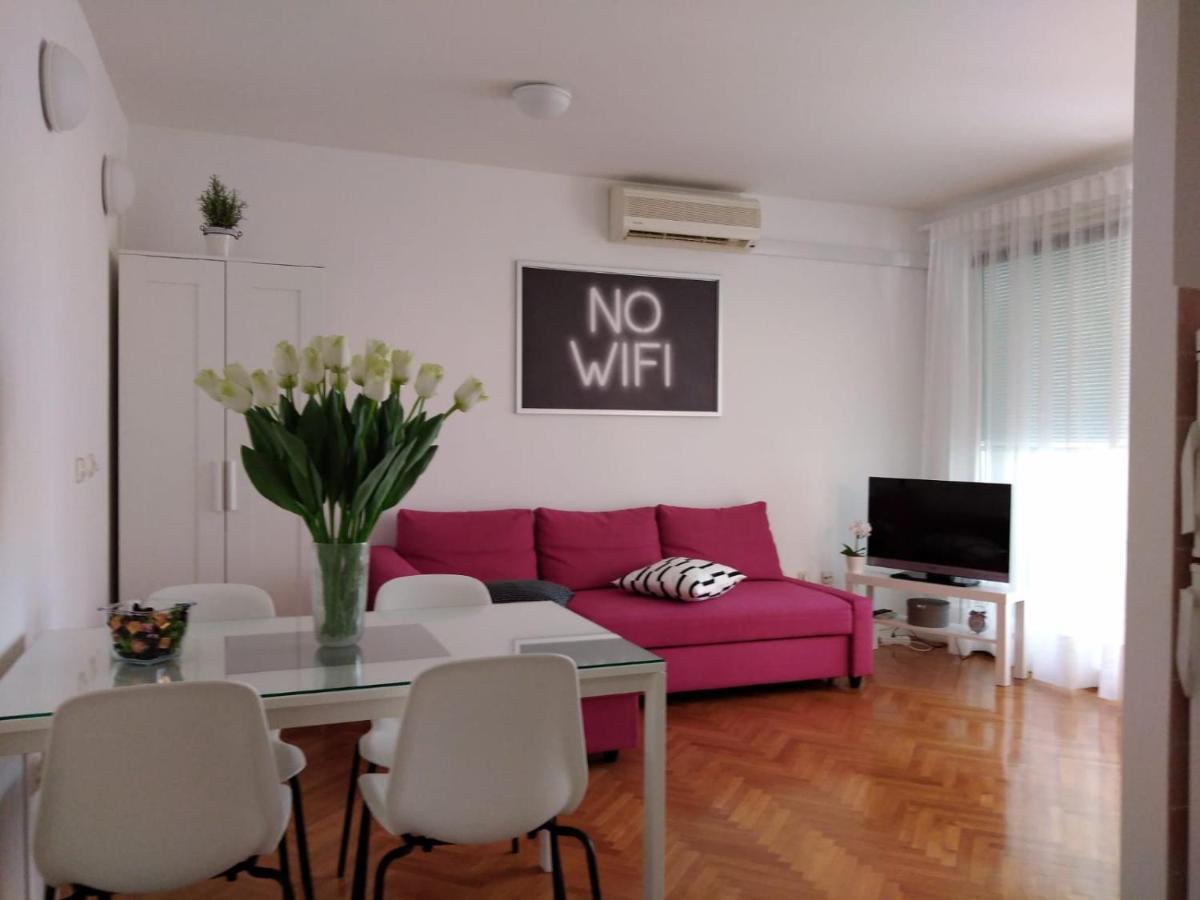 Heart Of Makarska Apartment Bagian luar foto